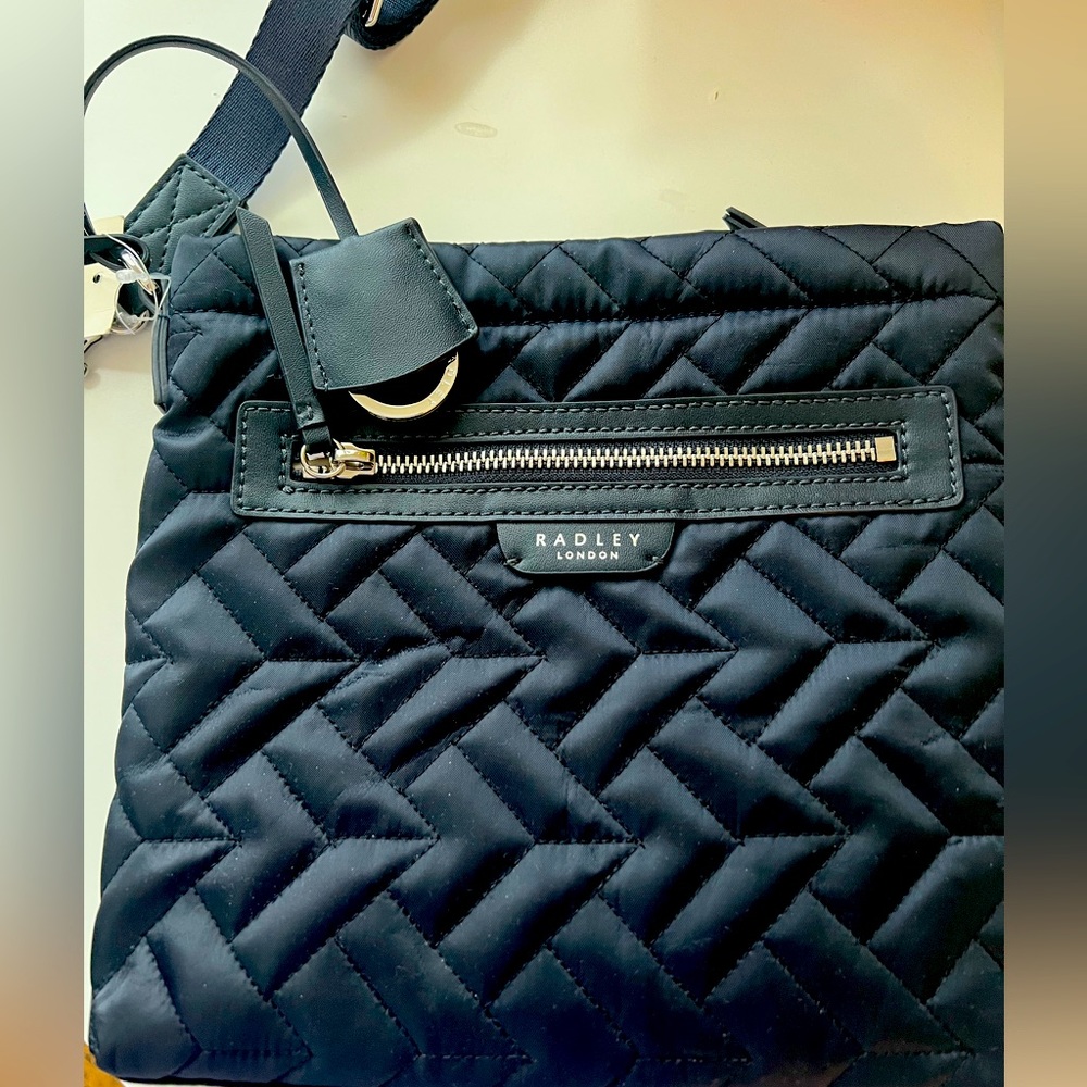 NWT Radley London FINSBURY PARK - QUILT Navy Small Ziptop Crossbody